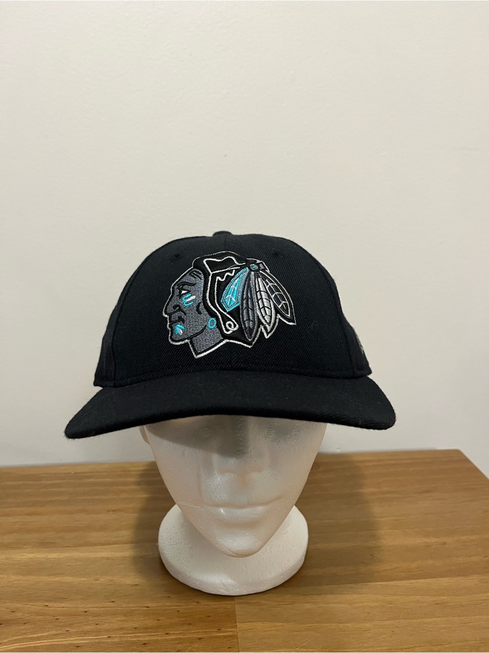 New Era Chicago Blackhawks 59FIFTY Fitted Hat Black Tonal Cap 7 1/4 Made in USA